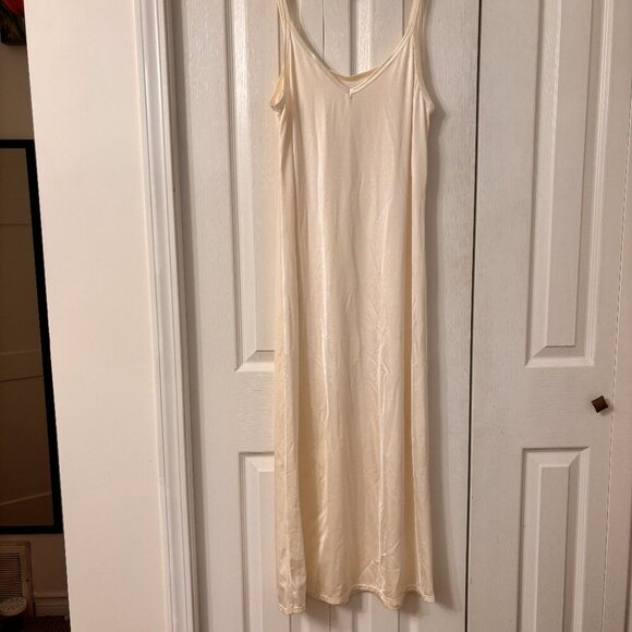 Vintage Vanity Fair Cream Silky Womens Maxi Slip Dress Size Small  Intimates - Picture 3 of 12